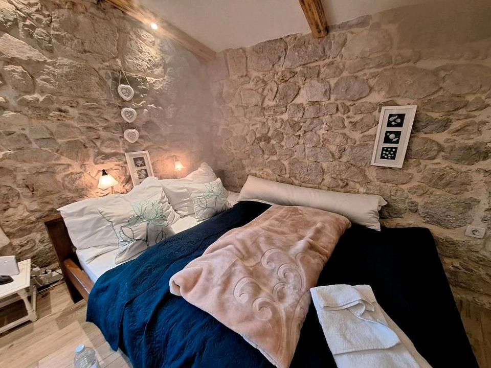 Thumbnail-Steinhaus Makarska Dalmatien