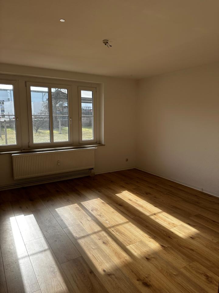 Thumbnail-Renovierte 3 Zimmer Wohnung in Döbeln