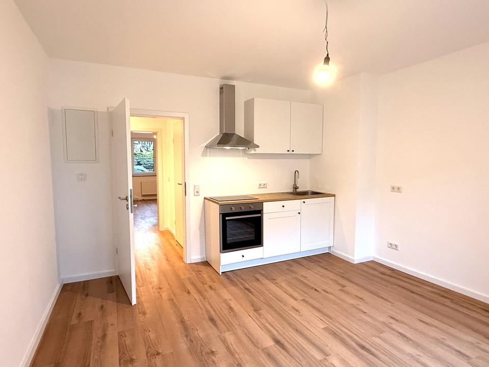 Thumbnail-Frisch sanierte 1-Zimmer-Wohnung mit hochwertiger Ausstattung in der Südstadt Neubaustandard!