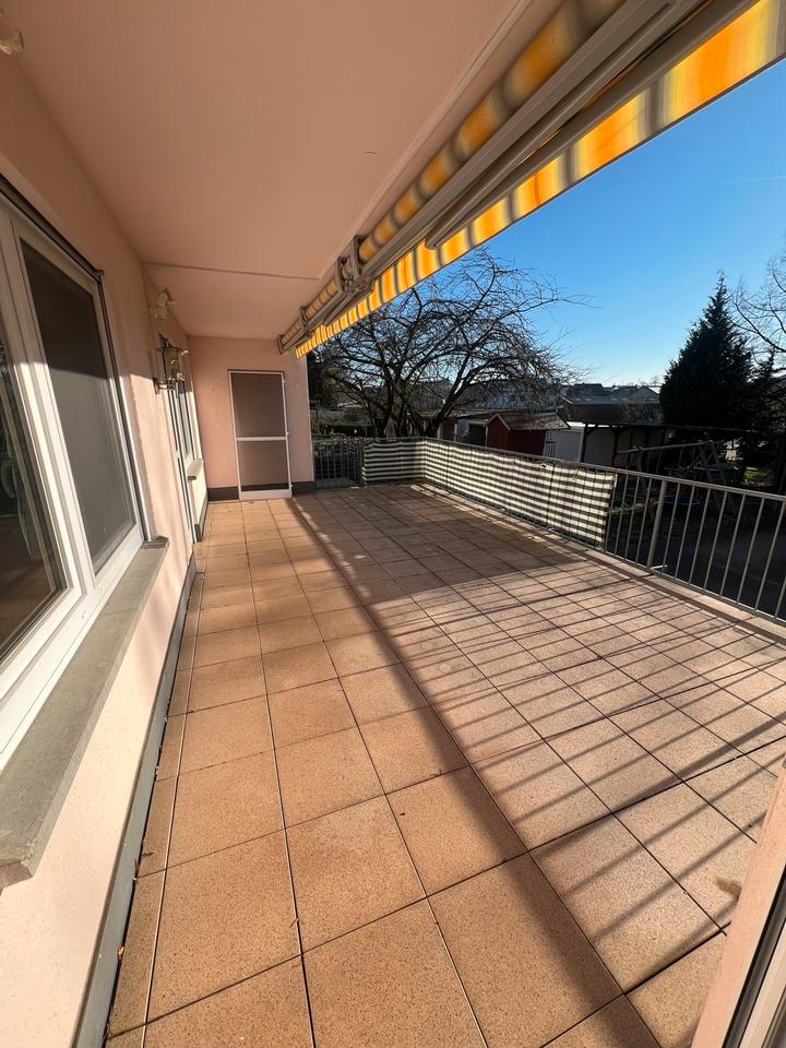 Thumbnail-Lichtdurchflutete 4Zimmer-Wohnung mit großer Südterrasse Dreieich