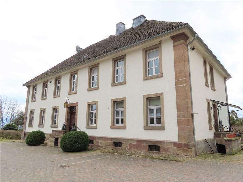 Thumbnail-Renovierte 2 ZKB auf Gutshof in Schauenburg-Elmshagen - Wohnen mit dem eigenen Pferd