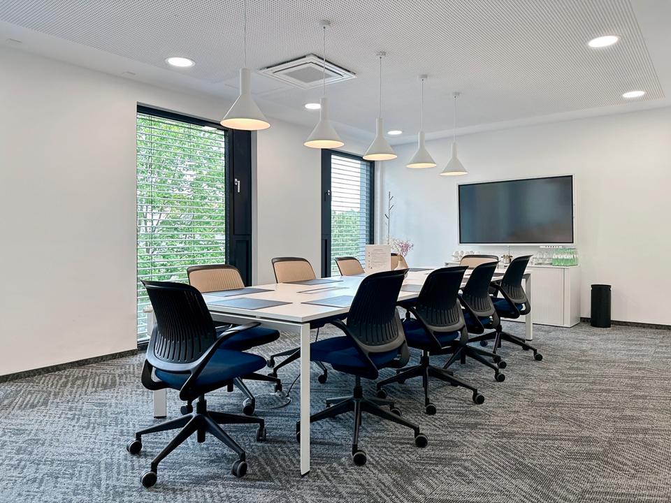 Thumbnail-Service-büros für 10 Personen in HQ Teltow