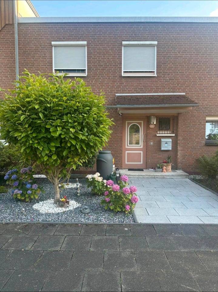 Thumbnail-charmantes Reihenmittelhaus in Neubrück