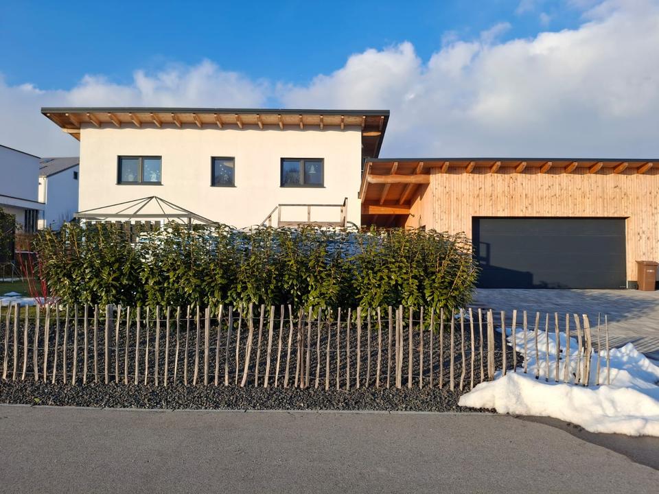Thumbnail-Attraktives, freistehendes Einfamilienhaus mit großem Garten