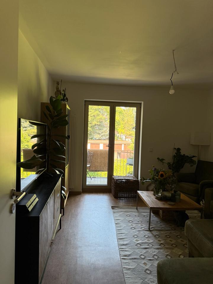 Thumbnail-Nachmieter für Helle 2-Zimmer-Wohnung im 1. OG