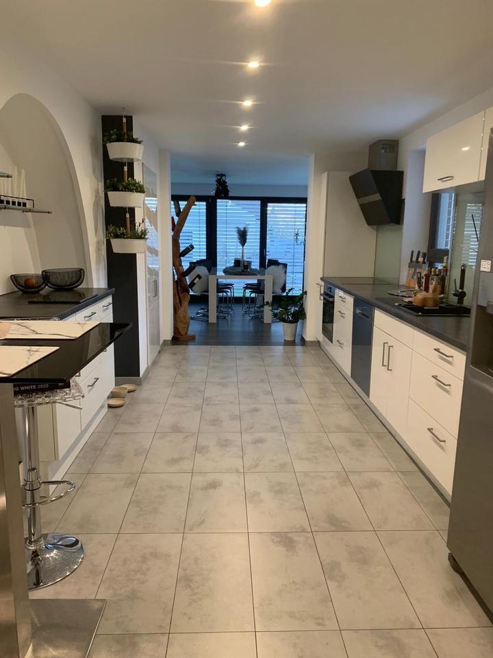 Thumbnail-Moderne 5-Zimmerwohnung