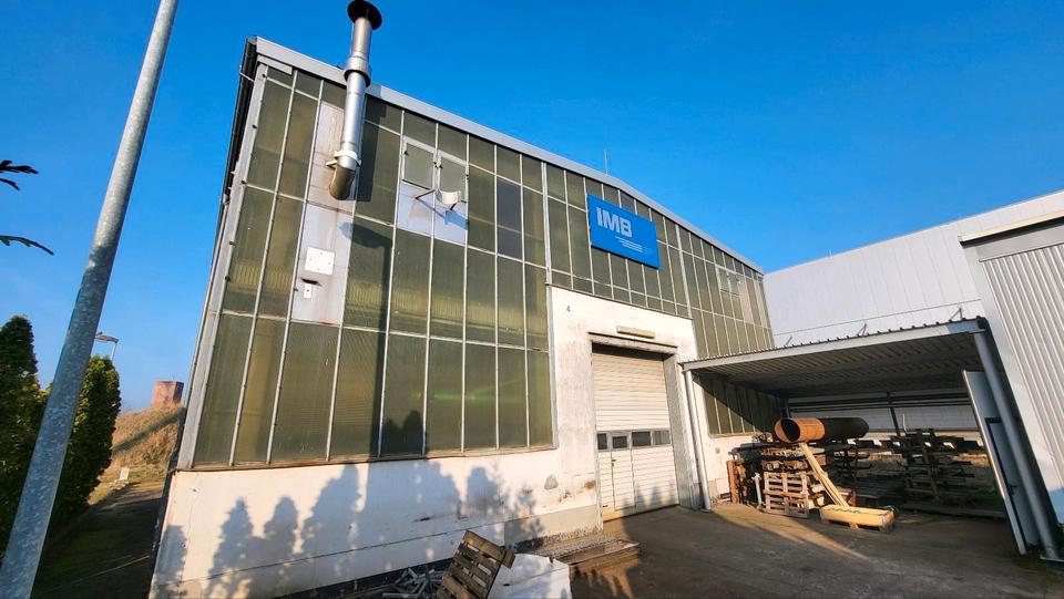 Thumbnail-Lichtdurchflutete Halle auf Chemieparkgelände Genthin