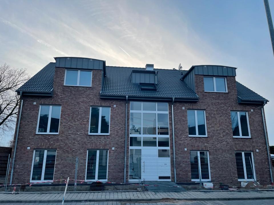 Thumbnail-3,5 Zimmer Erdgeschosswohnung mit TG und Garten in KK, St.Hubert