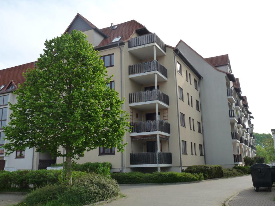 Thumbnail-Wohnung 3-ZimmerWhg 3.OG re.