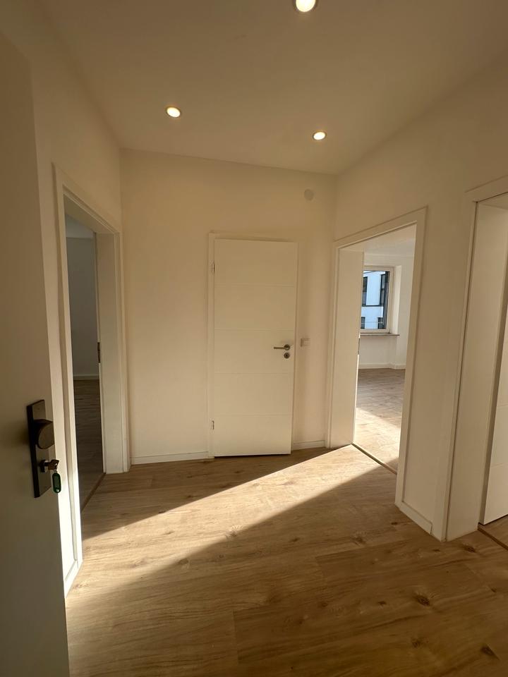 Thumbnail-Ab sofort: Frisch sanierte, helle Wohnung mit neuem Bad