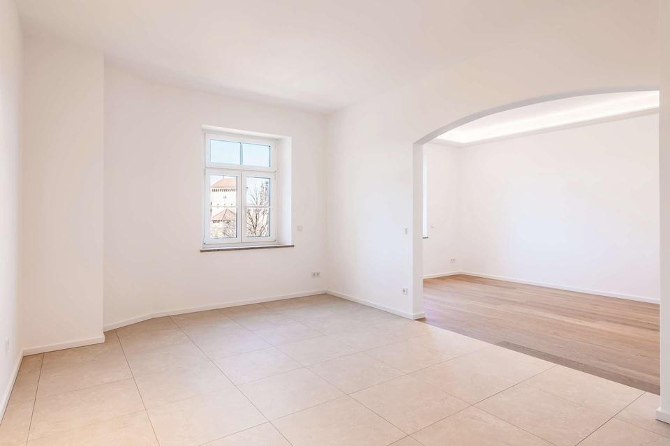 Thumbnail-Erstbezug nach Sanierung: Stilvolle 2-Zimmer-Wohnung in der Altstadt