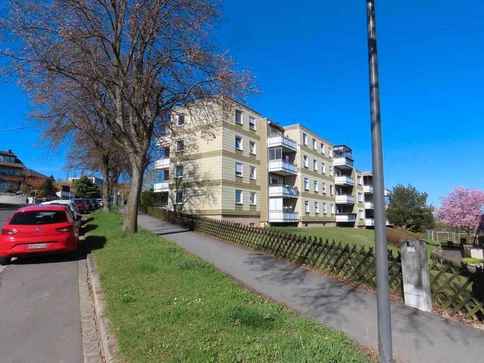 Thumbnail-Attraktive 3-Zimmer-Wohnung mit Balkon und Garage in Marktredwitz