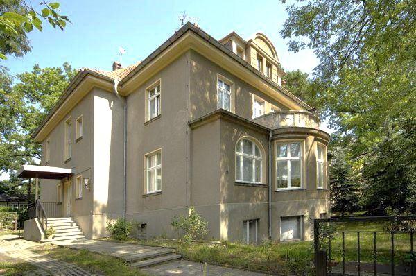 Thumbnail-Familienfreundliche 3-Zimmer-Dachgeschoß-Wohnung in der Radeberger Vorstadt