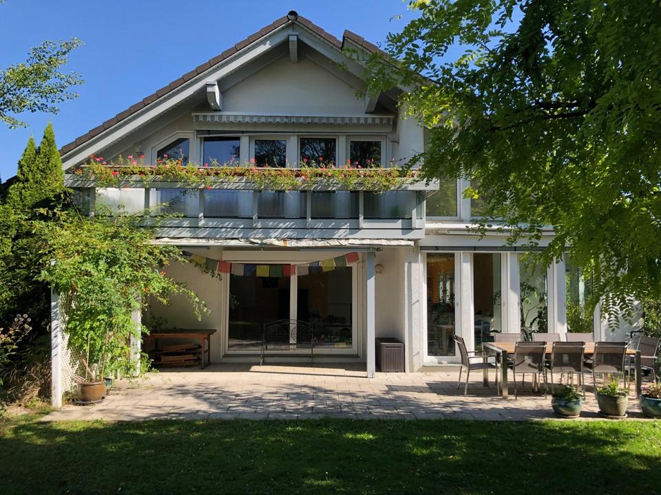 Thumbnail-Lichtdurchflutetes, großzügiges EFH mit großem Garten