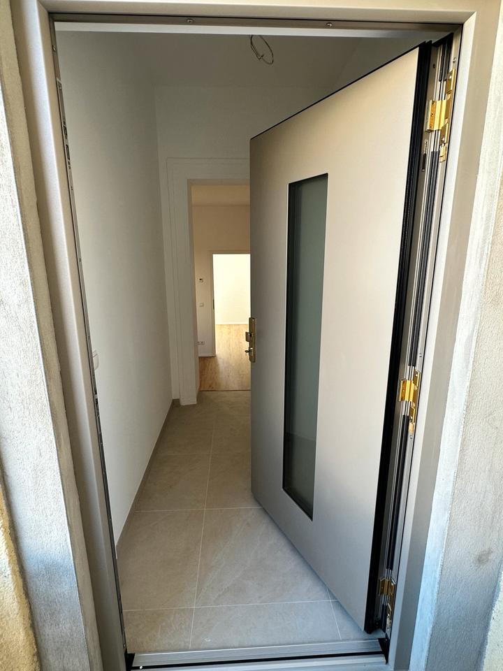 Thumbnail-Umfangreich modernisierte 2-Zimmer-Wohnung (ca. 30qm)