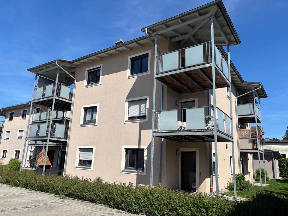 Thumbnail-Zentrumsnahe 3-Zimmer-Wohnung - mit großer Einbauküche, Tiefgaragenstellplatz, Außenstellplatz und großem Balkon