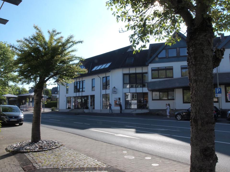 Thumbnail-Hochwertige zentrale Laden-, Praxis- und Bürofläche im Ortskern