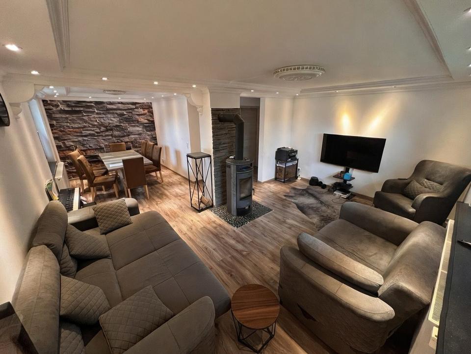 Thumbnail-Kernsaniertes, teilmöbliertes Einfamilienhaus mit großem Garten