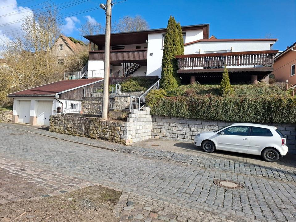 Thumbnail-Gepflegtes Einfamilienhaus mit Einliegerwohnung und Doppelgarage