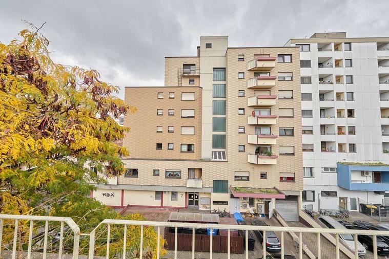 Thumbnail-Stillvolle 2-Zimmer Wohnung mit Balkon und modernem Aufzug