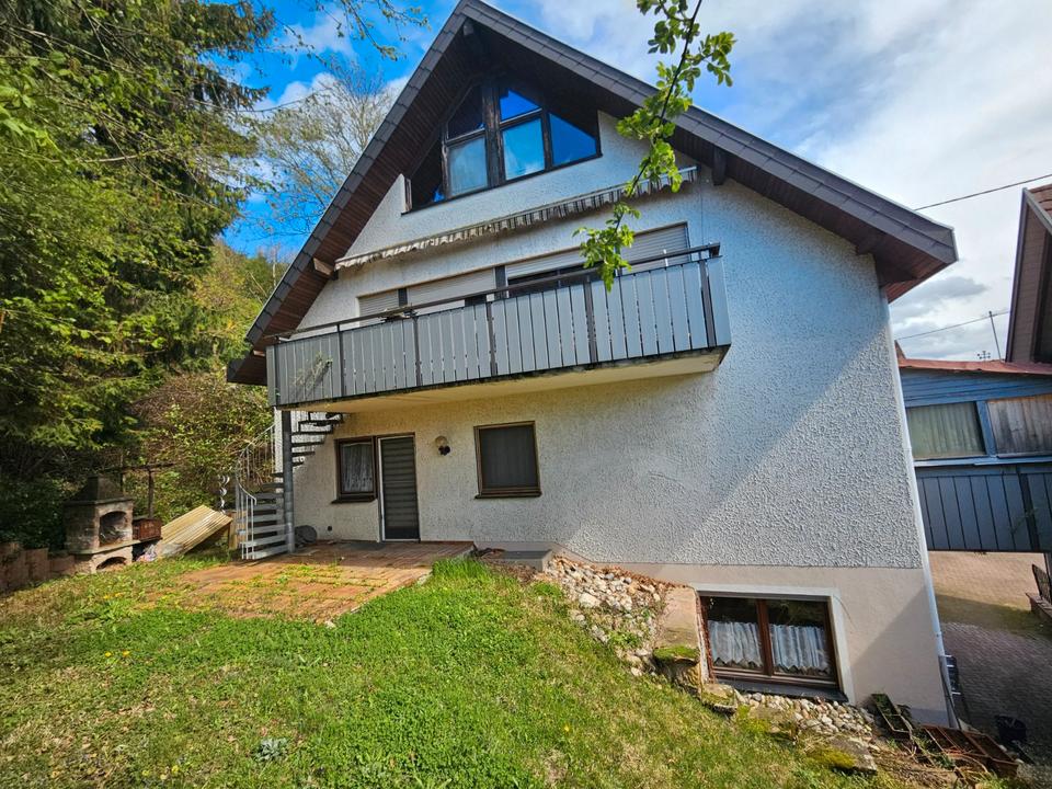 Thumbnail-Mehrfamilienhaus mit 5 Wohneinheiten mit Entwicklungspotenzial