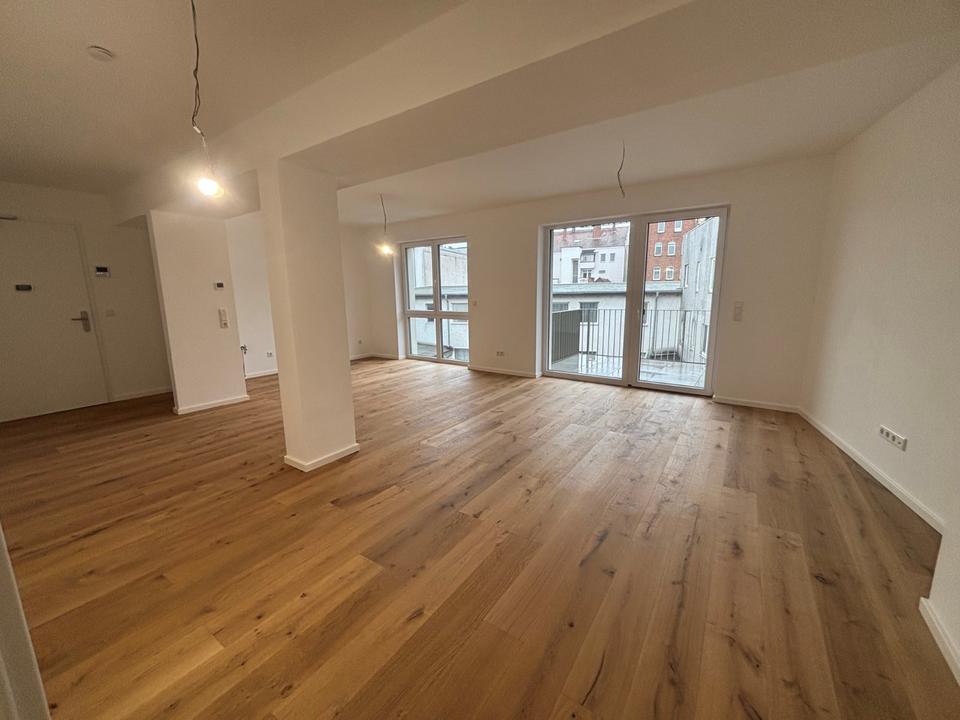 Thumbnail-Luxuriöse 2-Zimmer-Wohnung mit Balkon und Einbauküche – Erstbezug