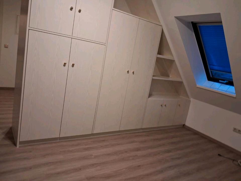 Thumbnail-Neu renovierte DG-Wohnung an Wochenendheimfahrer