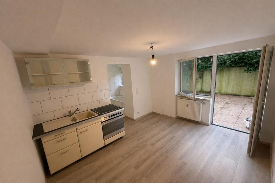 Thumbnail-Wohnung 1 Zimmer, Bad mit Badewanne, eigene Terrasse