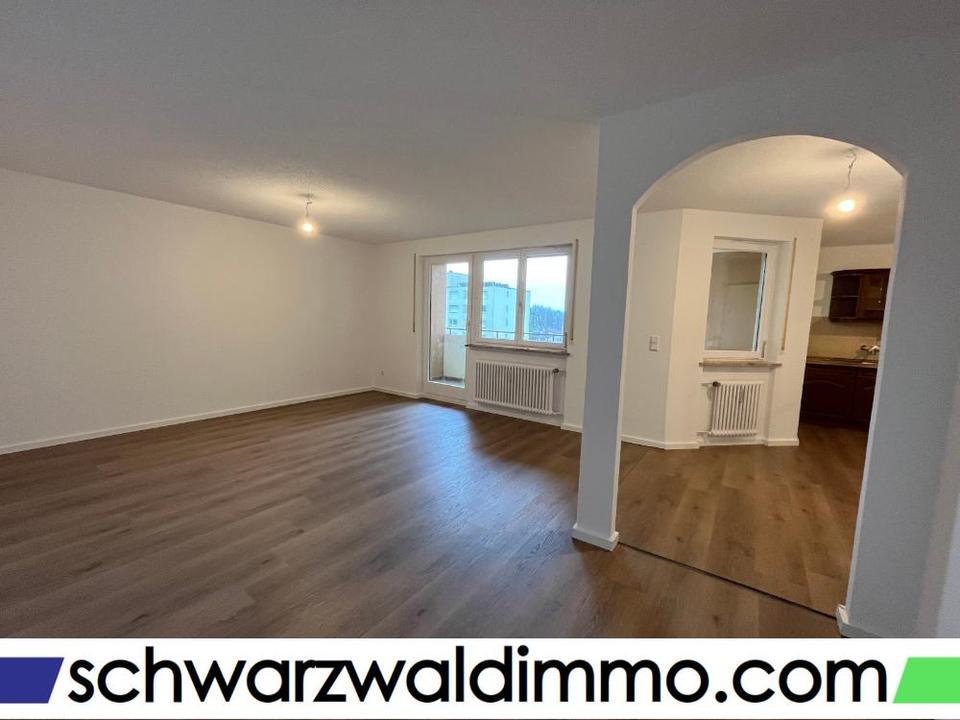 Thumbnail-Komplett renovierte 3,5 Zimmerwohnung mit Balkon