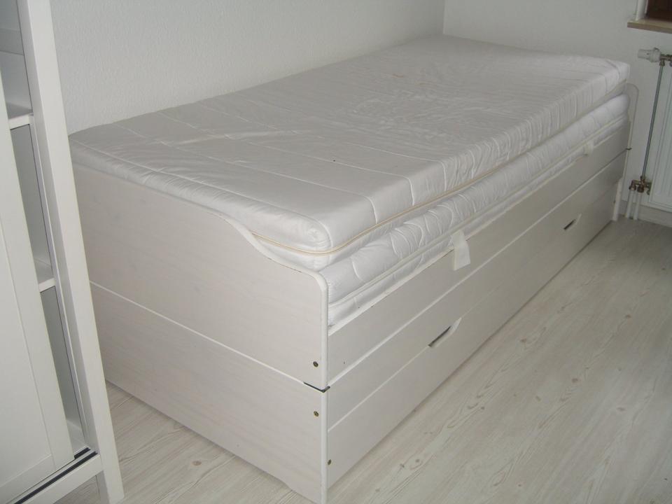 Thumbnail-WG‑Zimmer im Heilbronn-Zentrum zu vermieten.