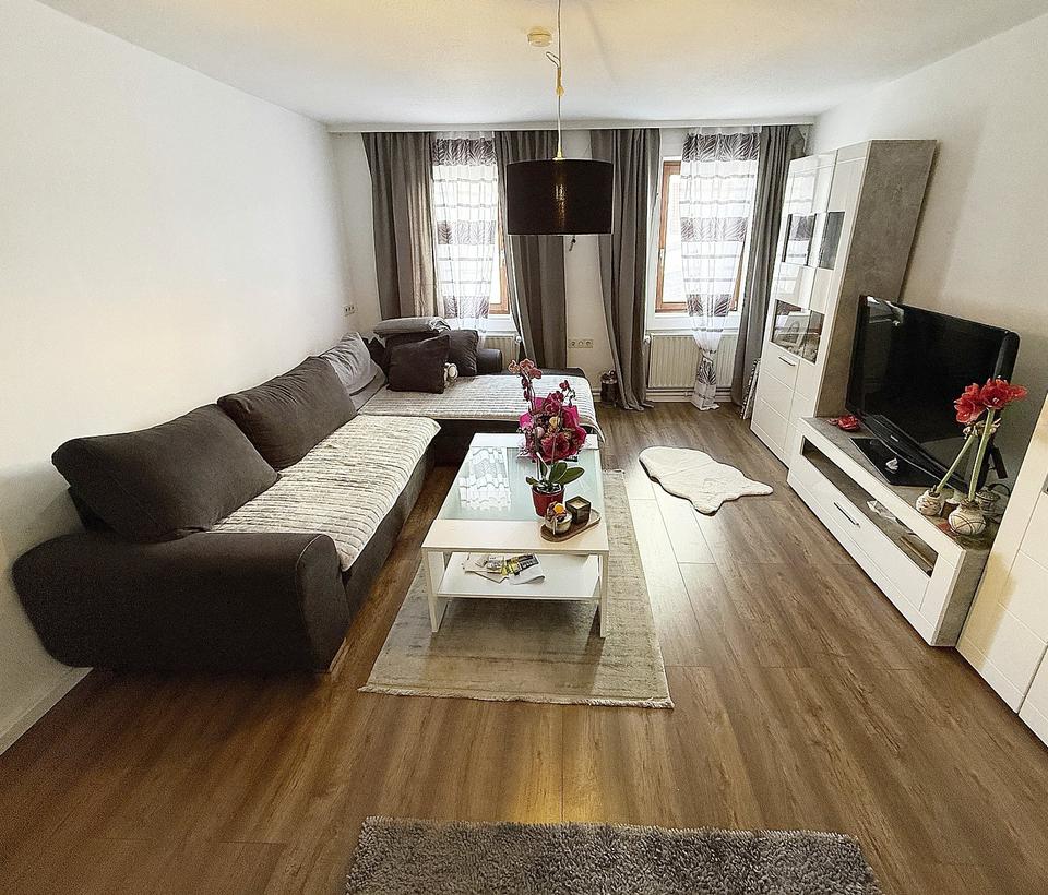 Thumbnail-***Großzügige 4- Zimmer-Wohnung, Nähe FrankfurtM***