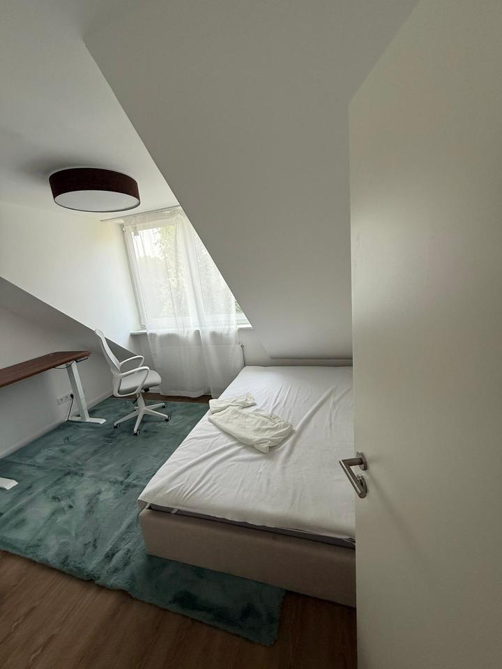 Thumbnail-Renoviertes WG Zimmer