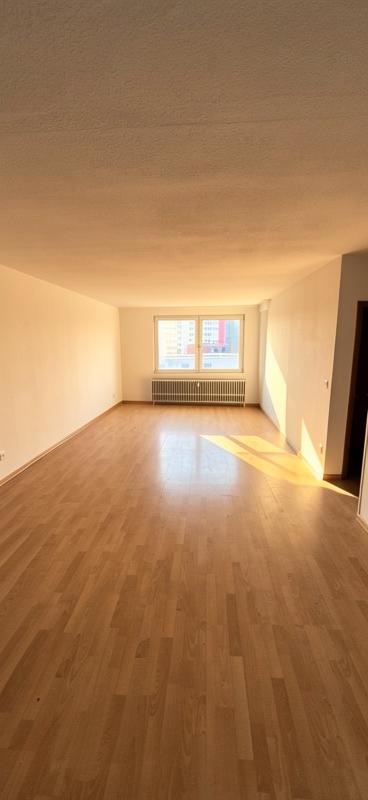 Thumbnail-[VAC-16404] - Attraktive 3 Zimmer Wohnung im 6. OG!