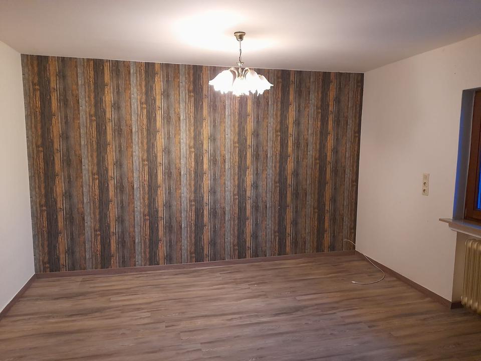 Thumbnail-Zentrale schöne 2,5 ZKB Wohnung in Steffenberg NEH