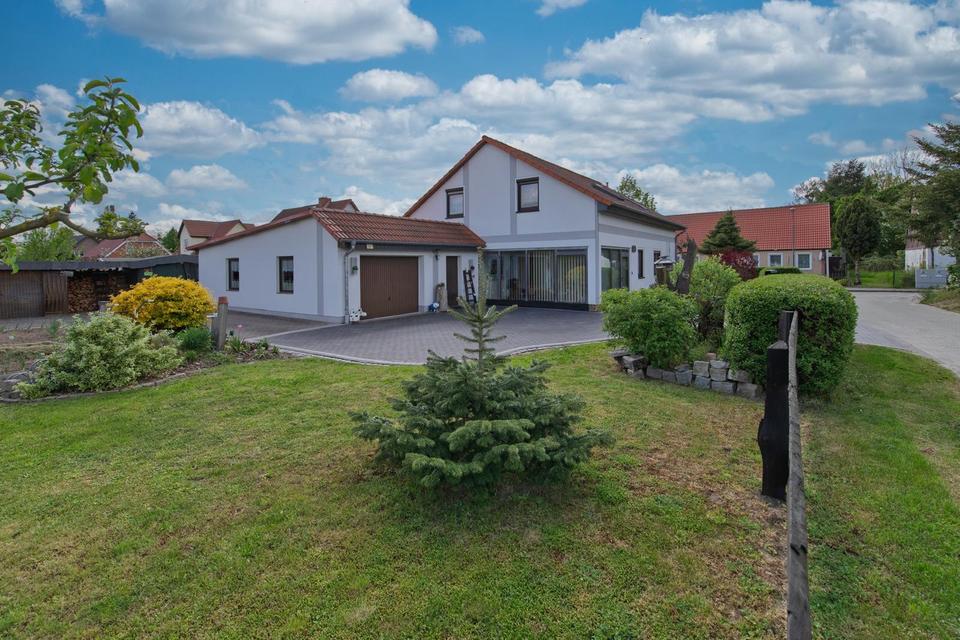 Thumbnail-Einfamilienhaus mit Solaranlage und Glasfaser