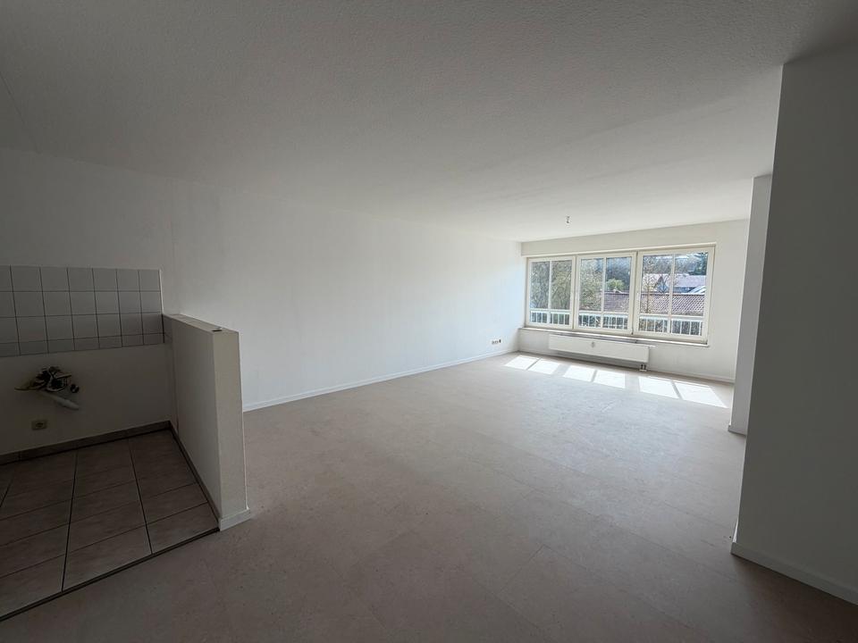 Thumbnail-Modernisierte 3-Zimmer-Wohnung (94 m²) in Top Lage
