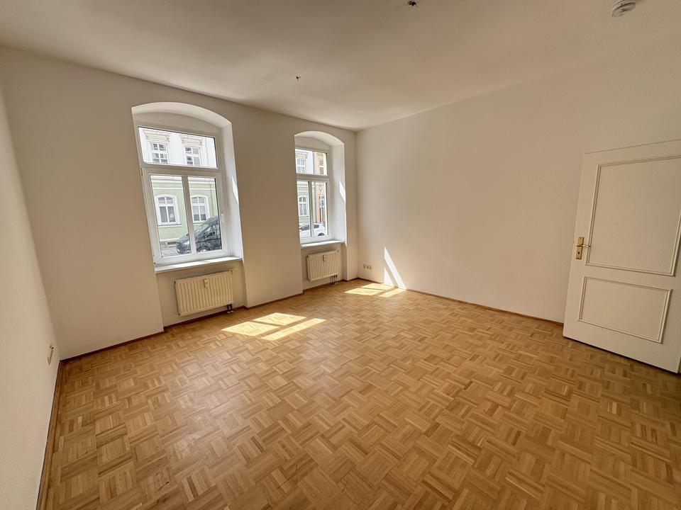 Thumbnail-Charmante Drei-Raum-Wohnung mit Terrasse in Zwickau