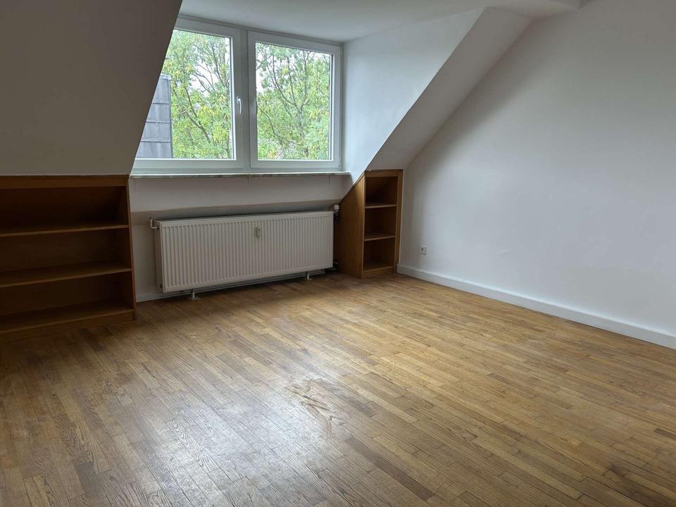 Thumbnail-63 m² Dachgeschosswohnung mit 2 Zimmern