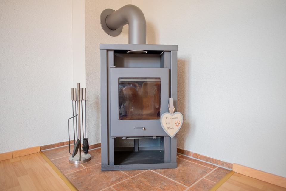 Thumbnail-Hier können Sie Ihren Familientraum leben! 3-Raum Wohnung mit Kamin und Stellplatz