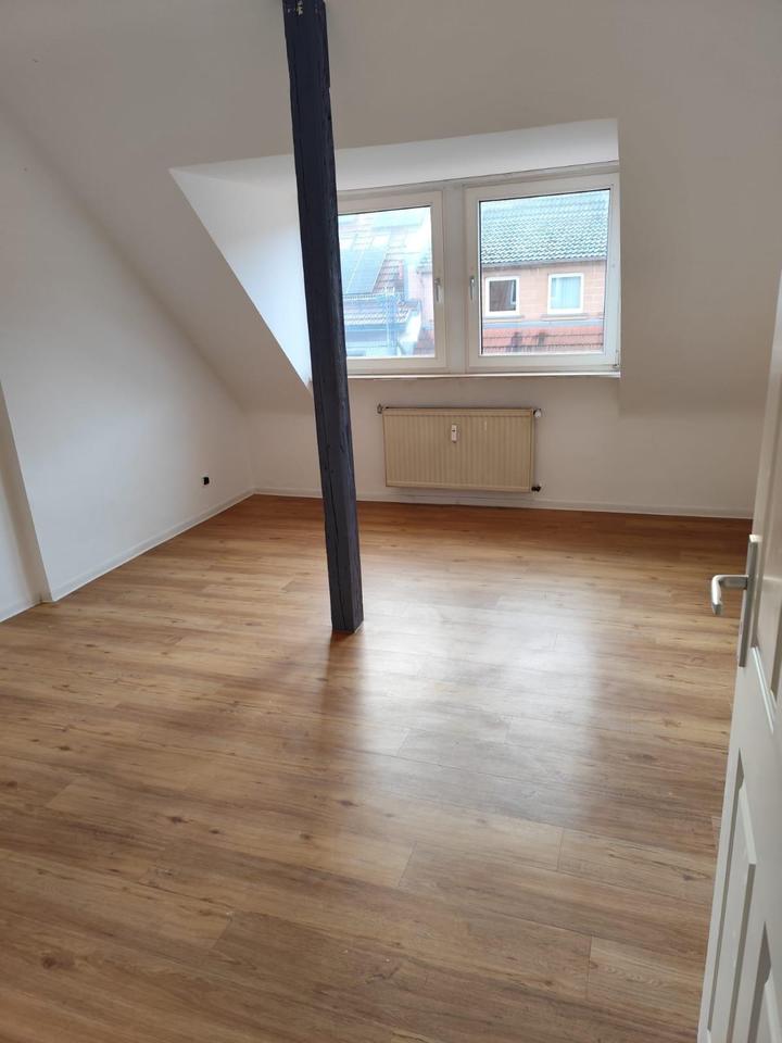 Thumbnail-Schöne 3-Zimmer-Wohnung im Herzen von Saarbrücken