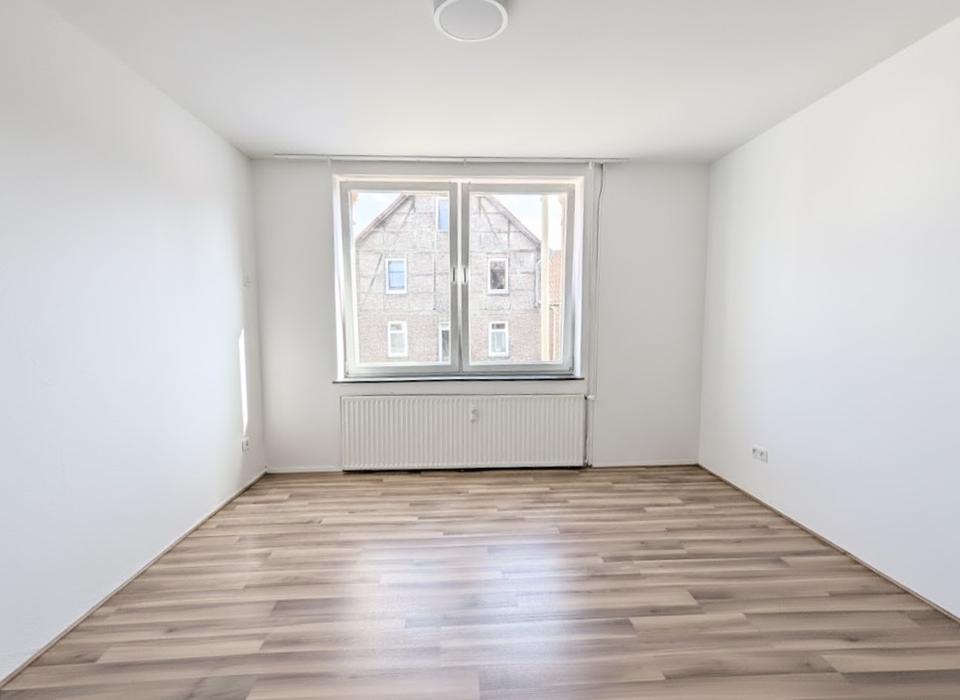 Thumbnail-Hondelage: Frisch renovierte 3-Raum-Wohnung