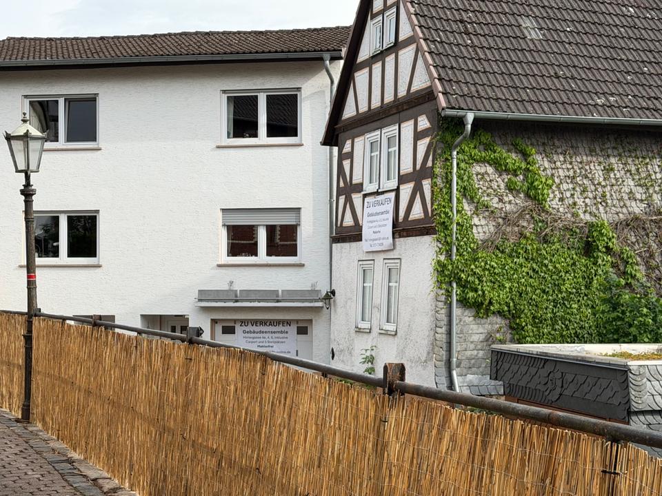Thumbnail-Historisches Gebäudeensemble mit ausgebauter Scheune, Garten etc.
