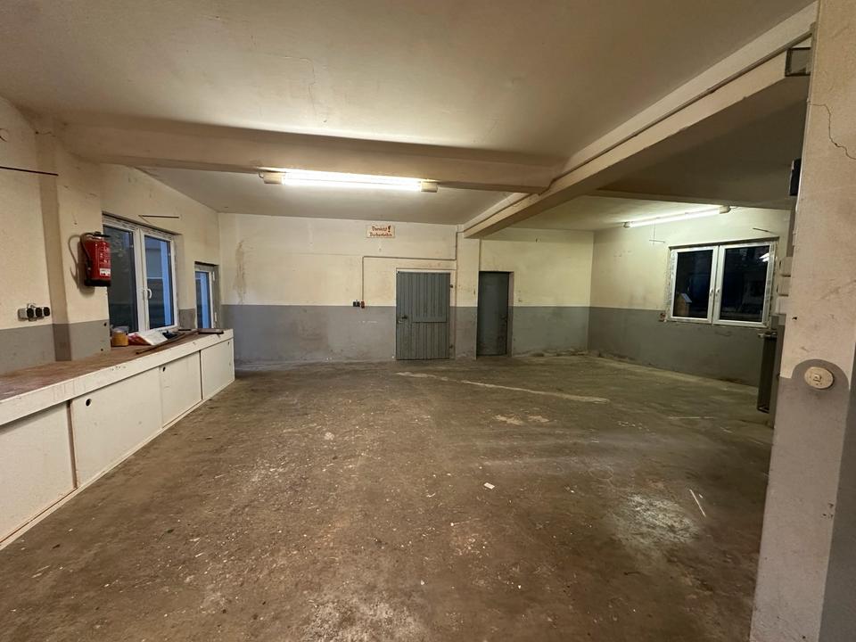 Thumbnail-Werkstatt mit Büro in zentraler Lage von Westerstede zu vermieten