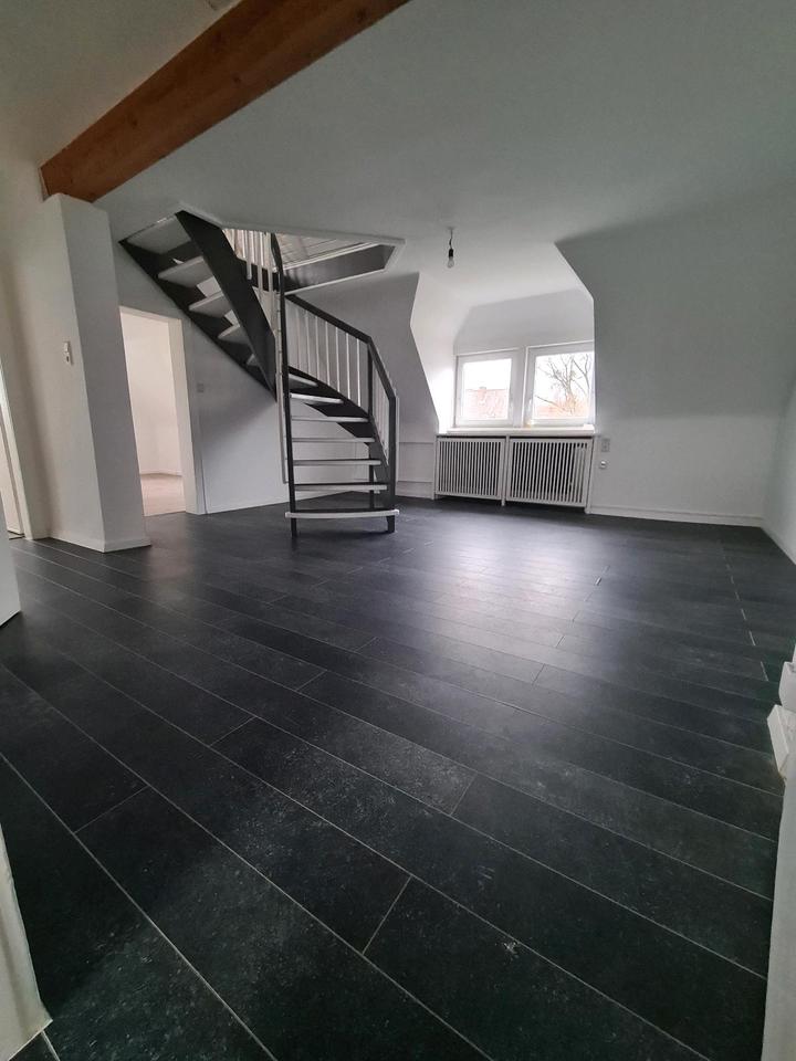 Thumbnail-Maisonettwohnung mit großem ausgebautem Dachboden