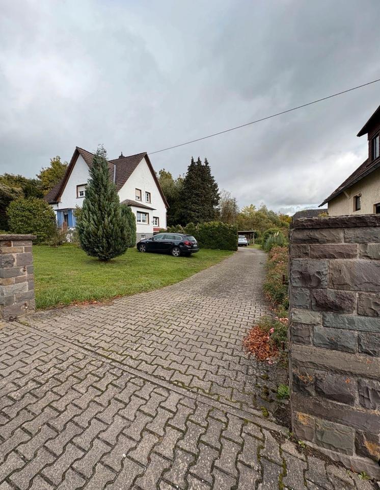 Thumbnail-EinfamilienhausMehrfamilienhaus mit Potential | perfekt gelegen