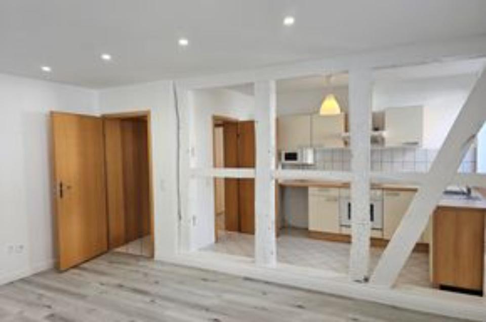 Thumbnail-Renovierte 2-Zi.Whg.o.Blk. im Herzen von Alt- Lehndorf