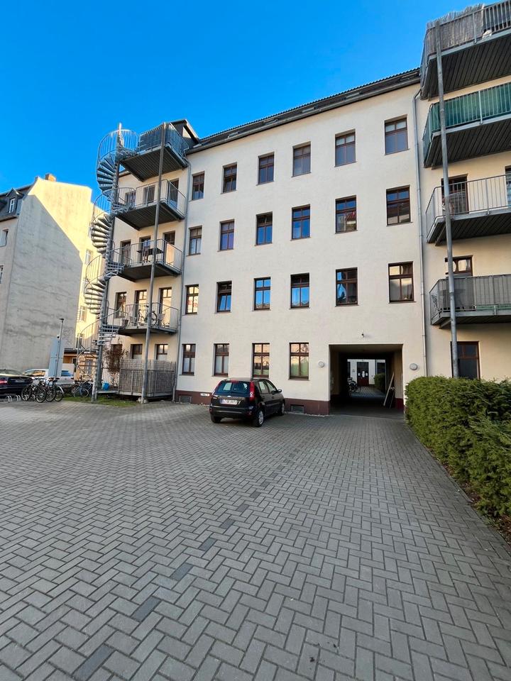 Thumbnail-modernes WG-Zimmer voll möbeliert