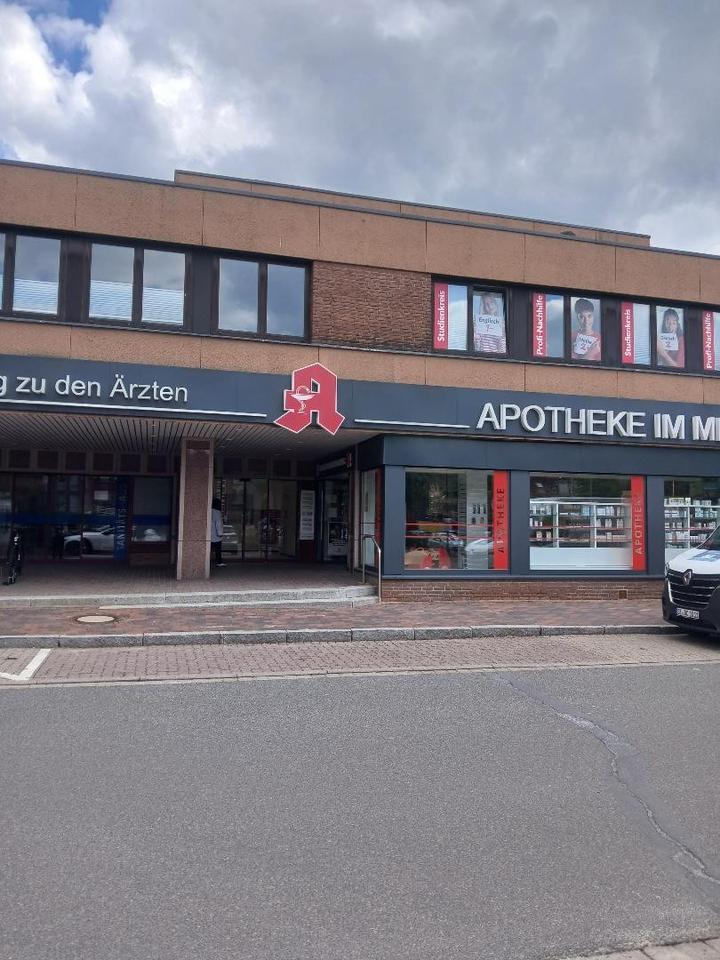 Thumbnail-Kaltenkirchen Wohnen und Gewerbe 3 Räume, 190 qm ideal für Massage, Büro ,Tonstudio, Aktenlagerung