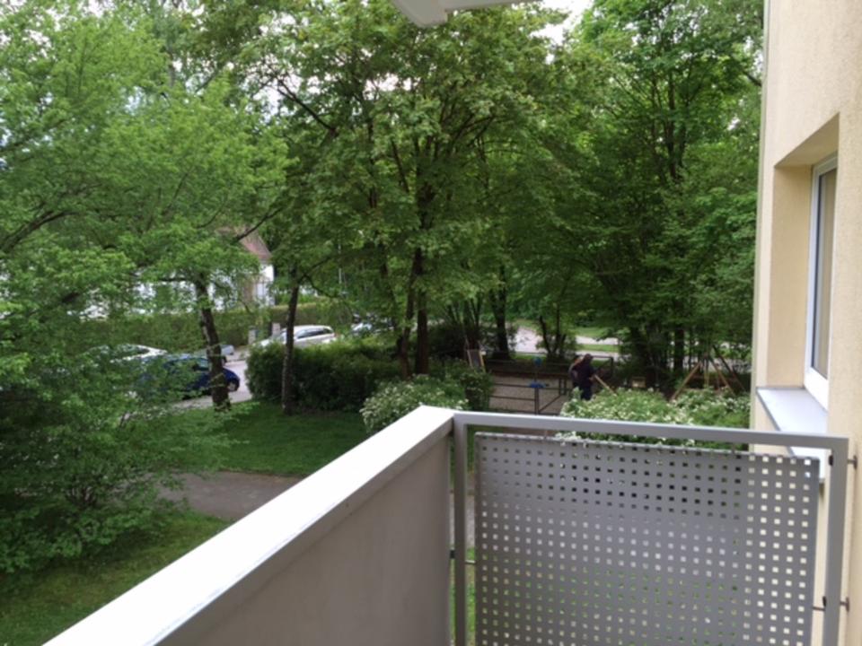 Thumbnail-Helle 2-Zimmer-Wohnung (54 m²) mit Südbalkon in München (Englscha