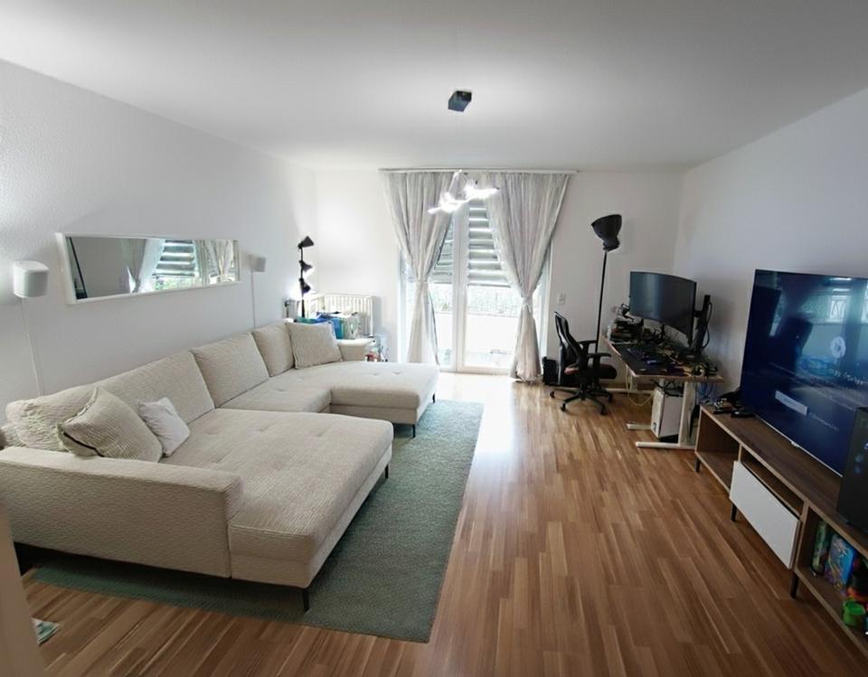 Thumbnail-Helle 2 Zi. Wohnung, Neuss, ruhige und zentrale Lage. Von privat